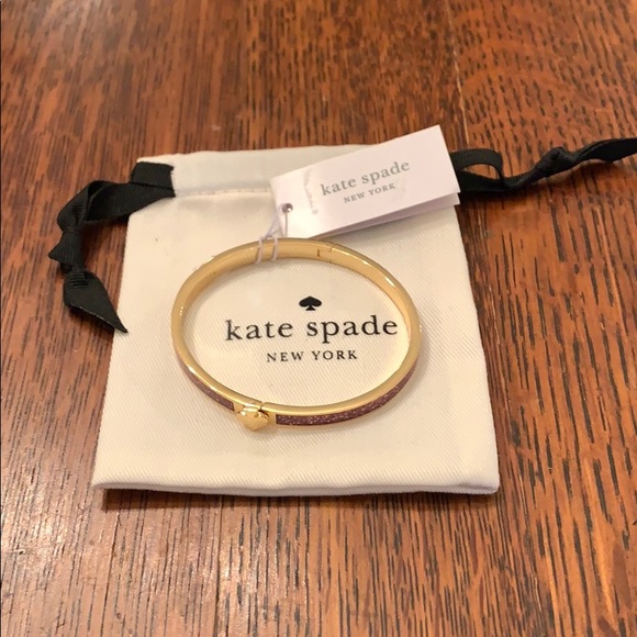 🎉HP🎉 Kate Spade Pink Heritage Spade Bangle ♠️💖 - Picture 2 of 7